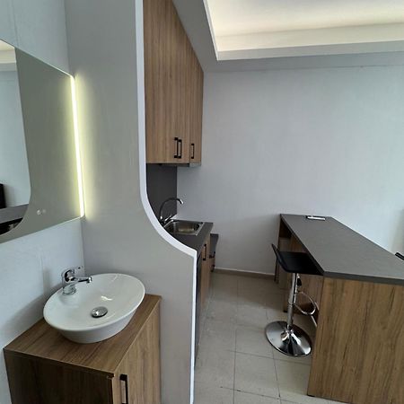 Central Apartment 6 Larissa Luaran gambar