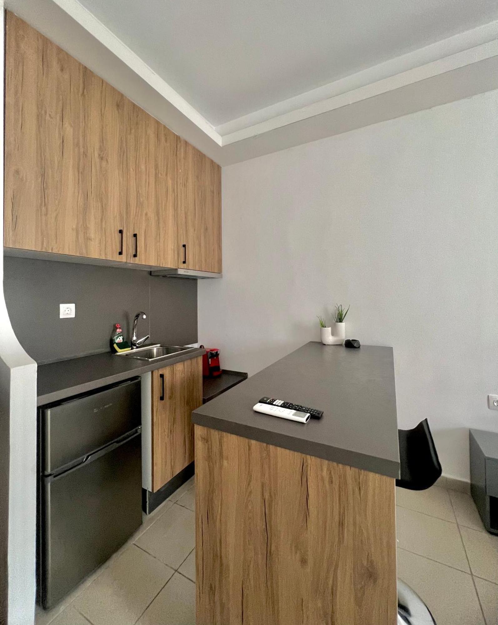 Central Apartment 6 Larissa Luaran gambar